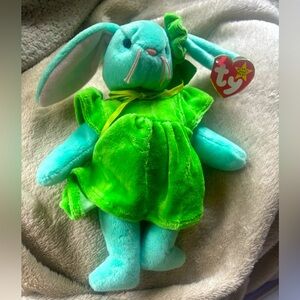 Hippity beanie baby. Style 4119. Birthday date 6/1/1996.